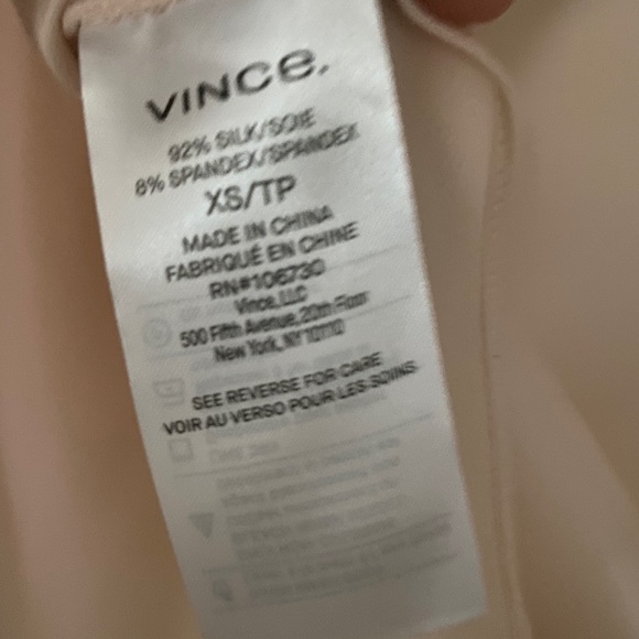 Vince V-Neck Silk Blend Popover - XS - Picture 7 of 15